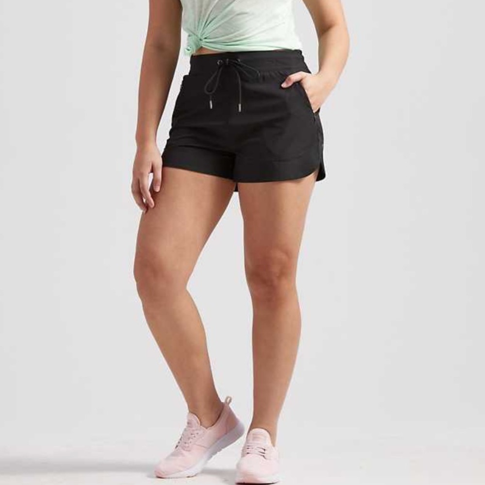 Freely Athletic Short
